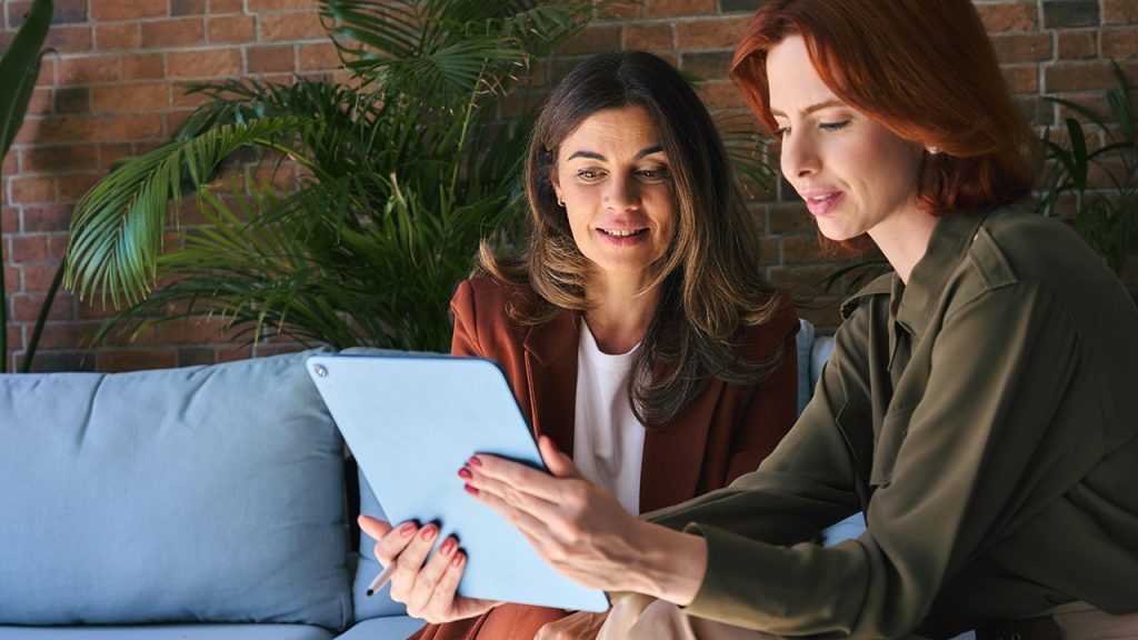 Use a Psychological Approach to Convert Leads into Customers