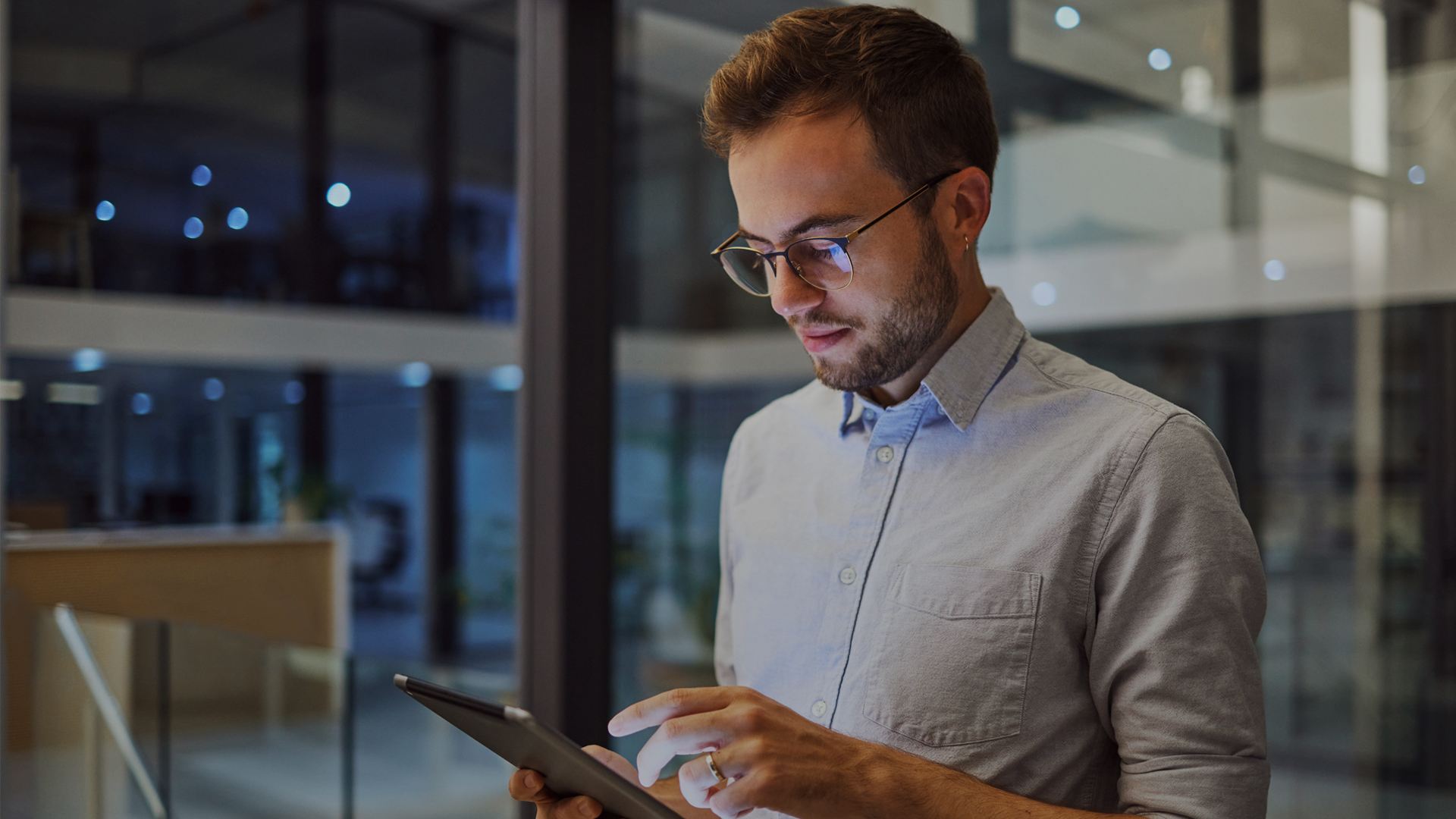 Automation Tools for Implementation and Adoption of New Features in Oracle HCM & ERP Cloud