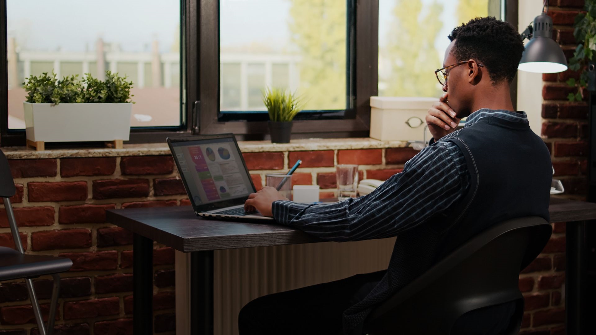 Automation Tools for Implementation and Adoption of New Features in Oracle HCM & ERP Cloud