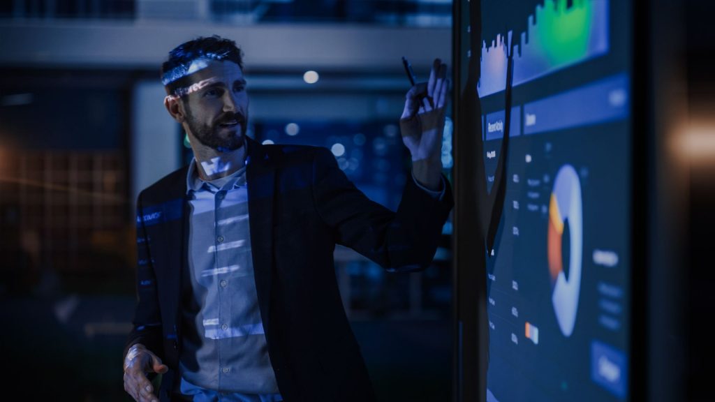 Connect with experts on accelerating your Teradata migration to Snowflake