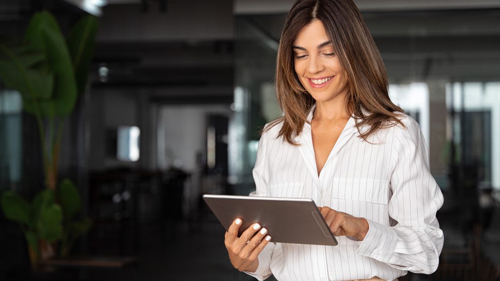 Drive your Application Cloud Replatforming Journey with a Futuristic Approach