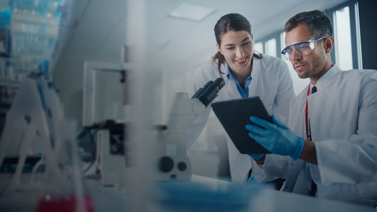 Co-engineering World’s First Industry Data Sciences Cloud with Amaze® for Data & AI