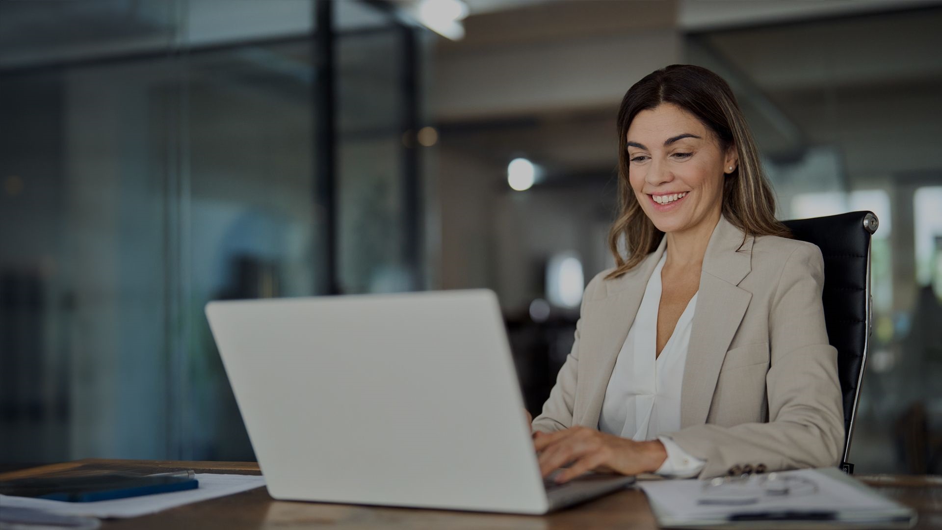Redefining the Banking Ecosystem with Intuitive Digital Workplaces