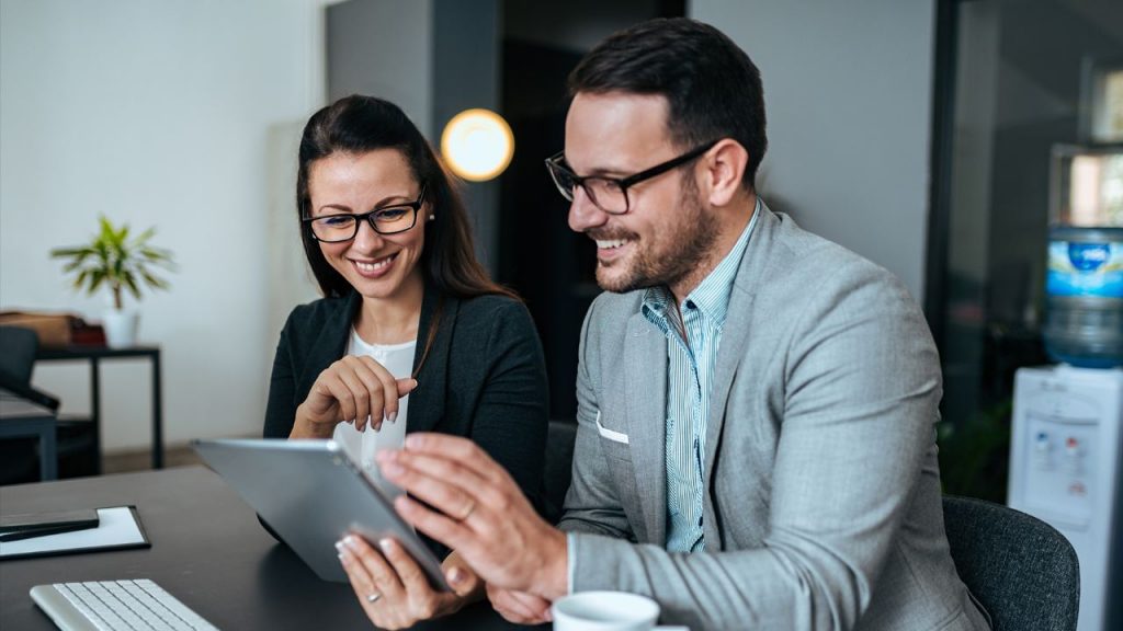Artificial Intelligence in Customer Loyalty Program: Transforming Customer Experiences
