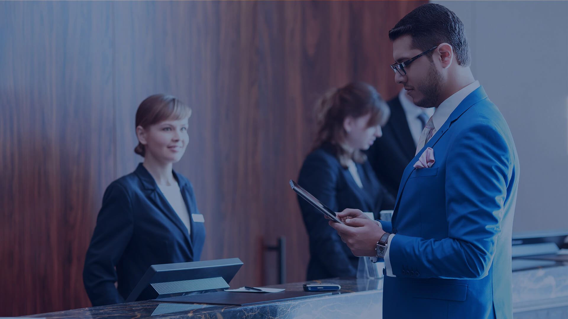 Driving Data & Analytics Excellence for the Hospitality Industry with AWS Platform