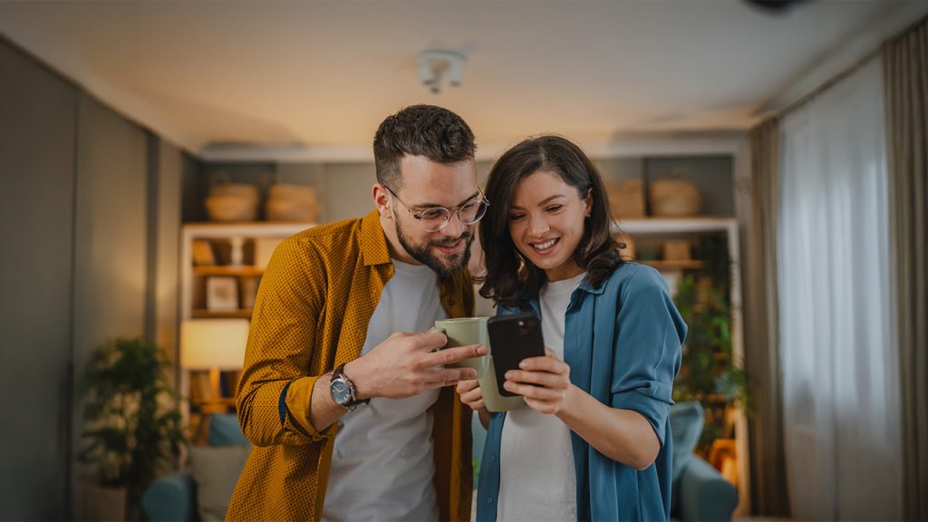Omnichannel Retail Technology: Trends, Tools & Strategies