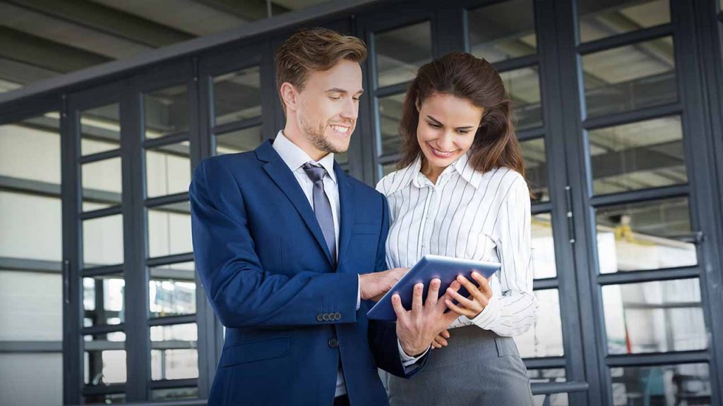 Smart Grid Innovation: IT Solutions for Modern Utilities