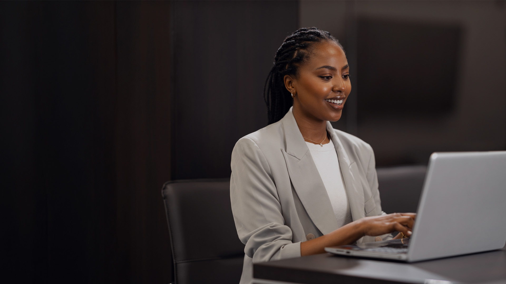 Democratizing Business Insights with an AI-ready Data Mesh on Microsoft Fabric