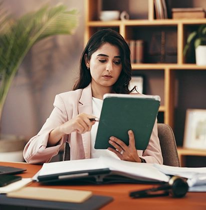 HFLX: Fast-Track Management Trainee Program
