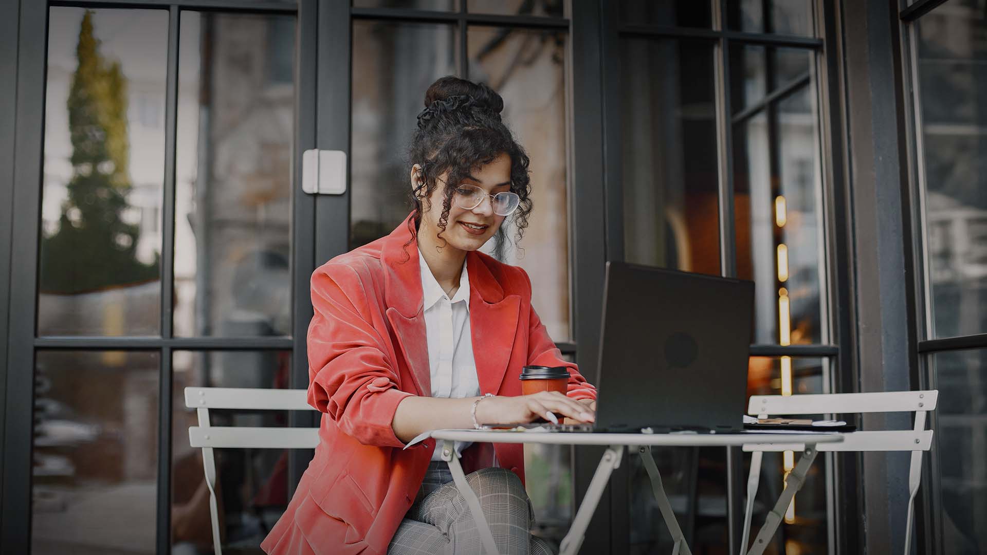 AI-powered Contract Review and Document Analysis