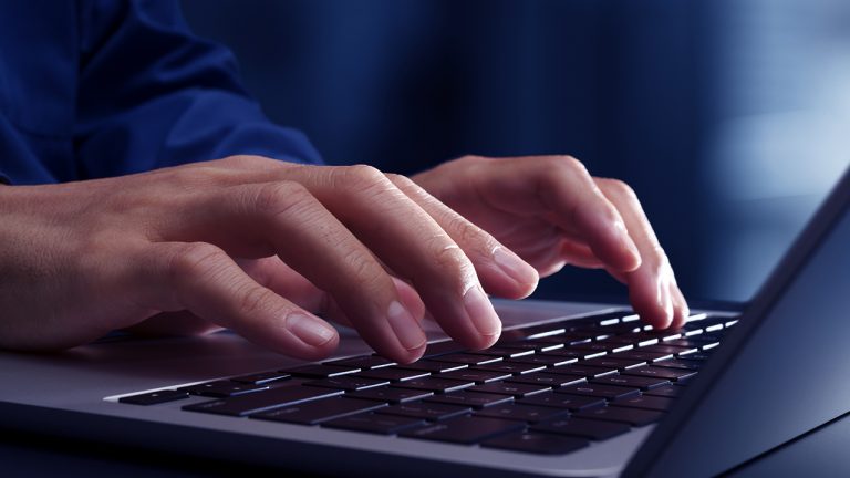 Enterprise Data Transformation: From Legacy Systems to Modern Data Platforms