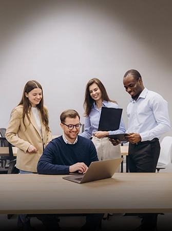 services-mobile-hero-d&s-Digital and Software Services-v3 (1)